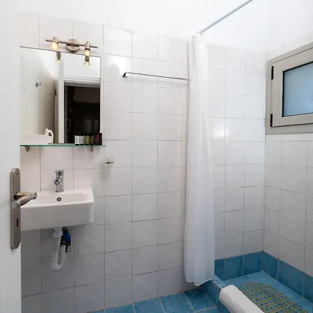 Tatil Evi Cave